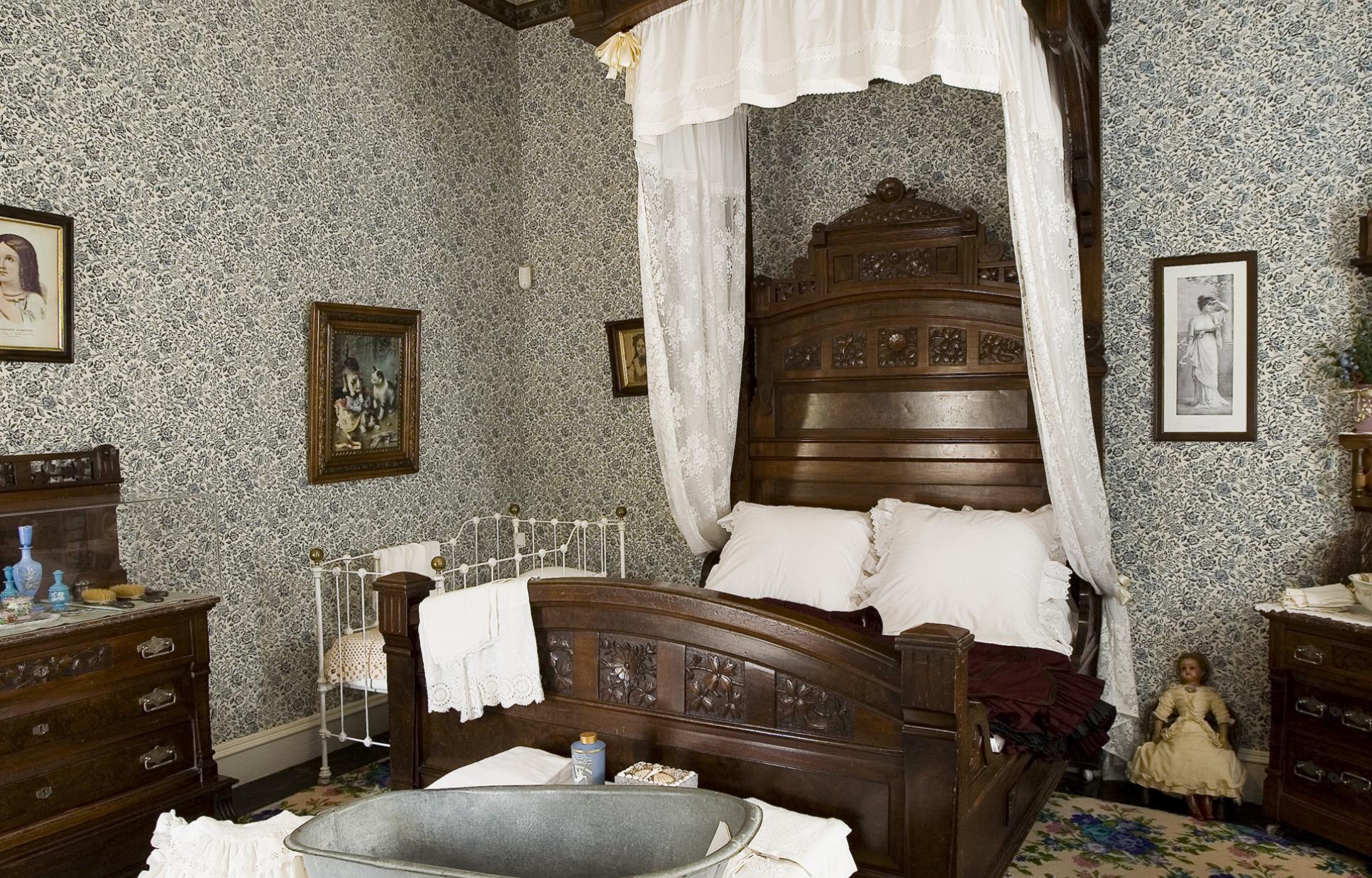 Bedroom in the Magoffin Home