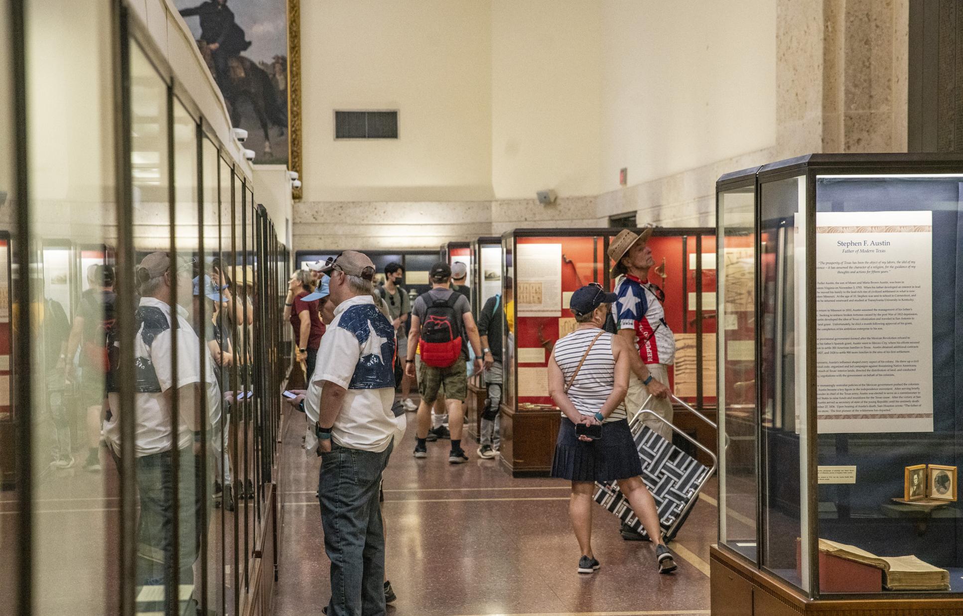 Vistors in the San Jacinto Battleground museum